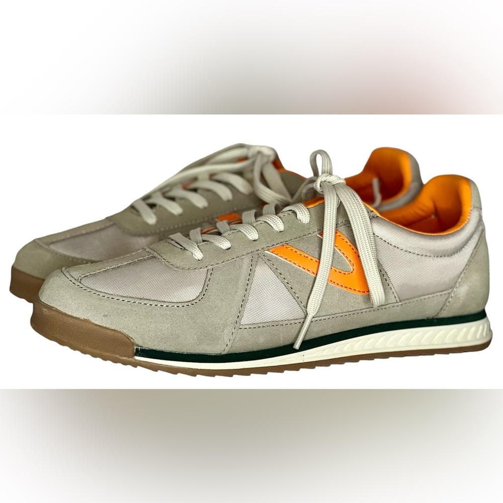 Size 9 Tretorn Rawlins men’s Vintage Khaki Low Top Sneaker Shoes